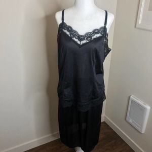 Black nylon and lace Camisole & Half slip, medium